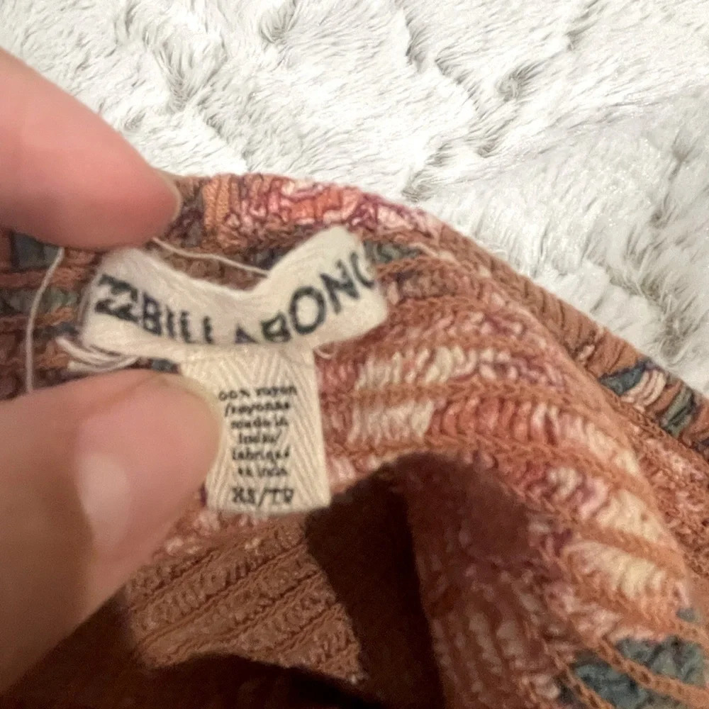 Billabong size xs off shoulder floral shirt - Picture 9 of 10